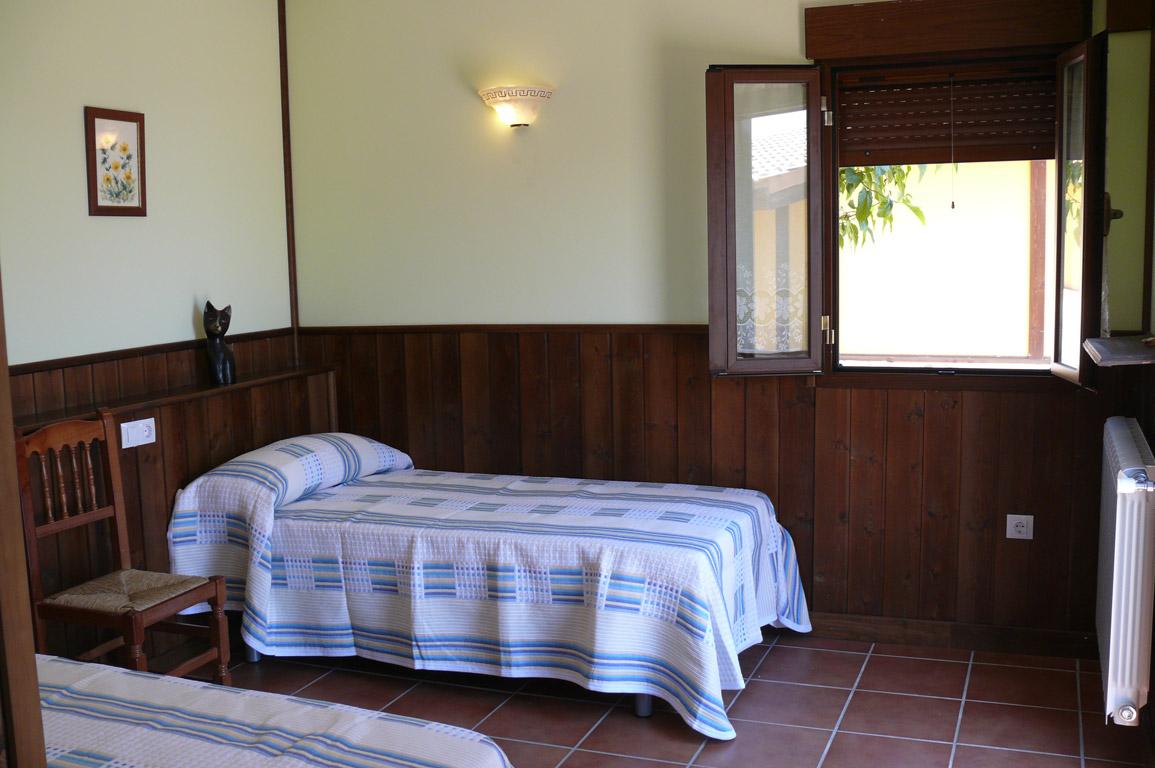 Masia Del Cura Rubielos De Mora Ruang foto