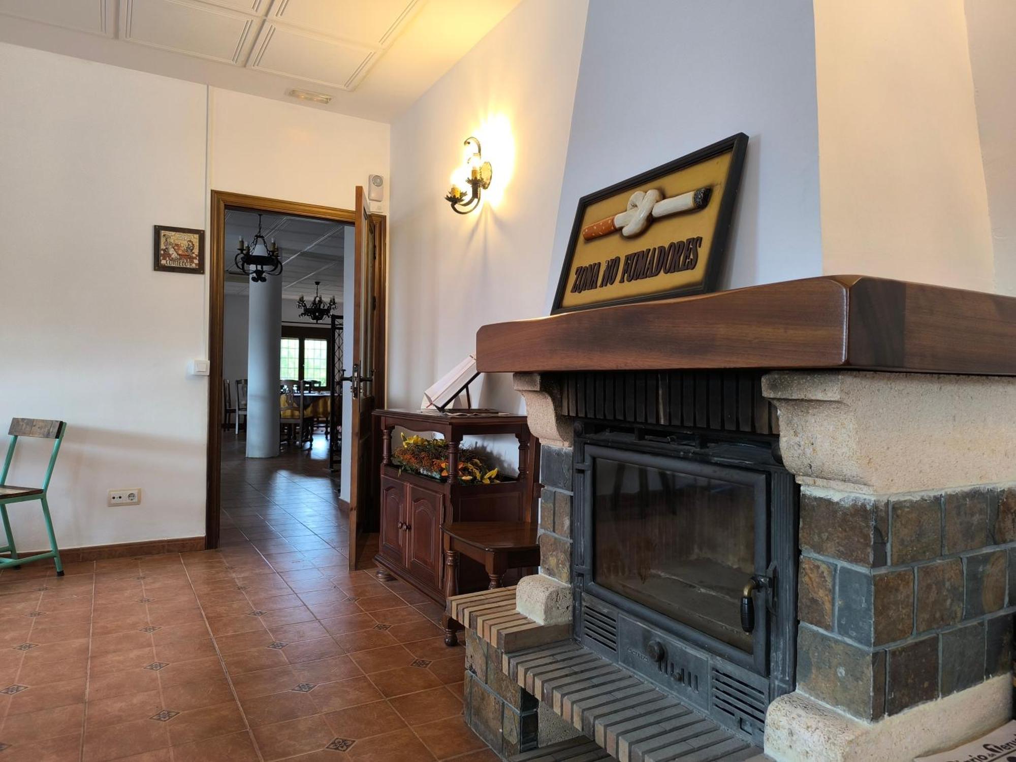 Masia Del Cura Rubielos De Mora Bagian luar foto